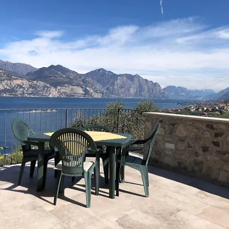 Casa Margherita Brenzone sul Garda Exterior photo