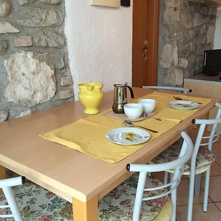 Casa Margherita Brenzone sul Garda Exterior photo