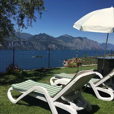 Casa Margherita Brenzone sul Garda Exterior photo
